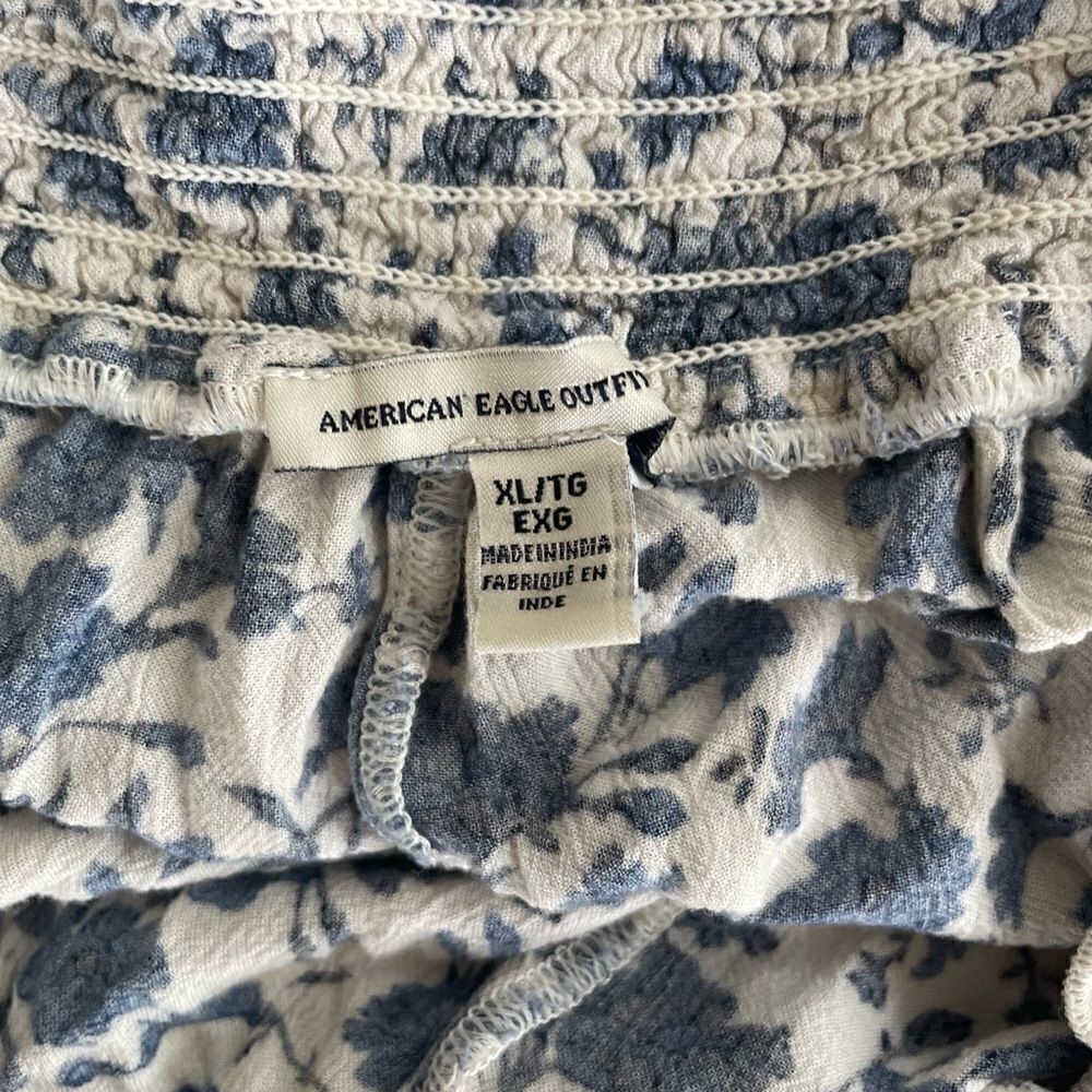 AMERICAN Eagle Outfitters 100% viscose blue floral elastic waistband shorts,  XL - Picture 3 of 4